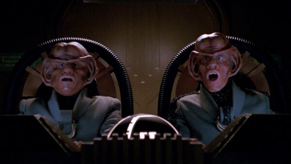 10 Dumbest Things In Star Trek: The Next Generation